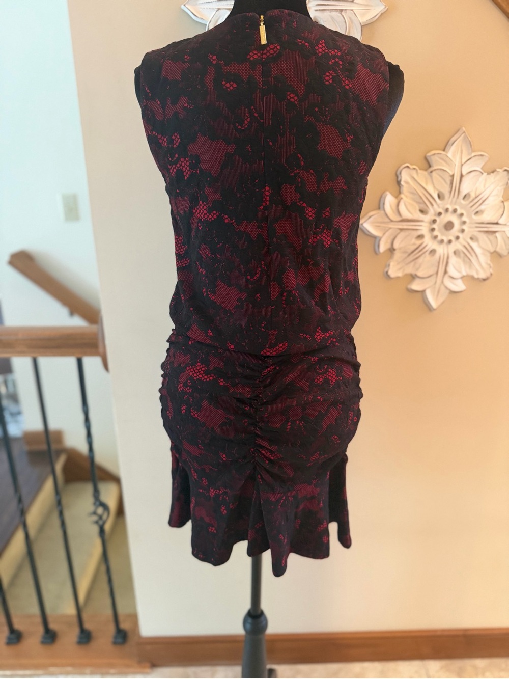 Michael Michael Kors Red Currant Lace Ruched Dress – Size Small – NWT - Picture 5 of 7